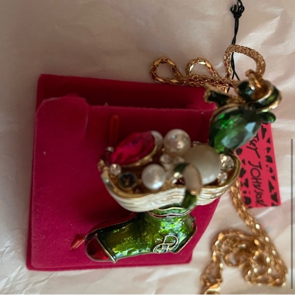 Rare Betsey Johnson Christmas Stocking necklace - Picture 3 of 6